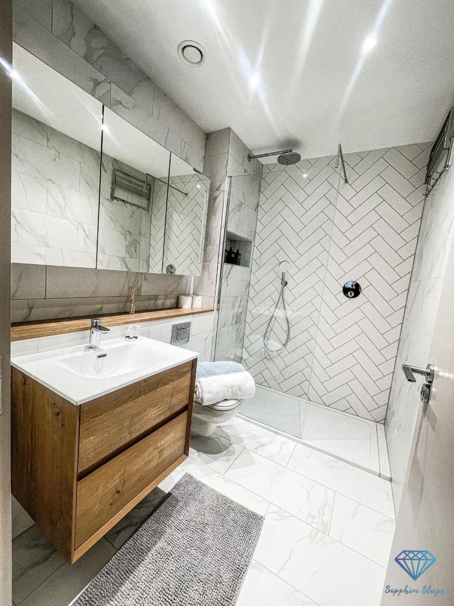 M1 City Centre 3 Bed 3 Bath Luxe Penthouse Manchester Zewnętrze zdjęcie